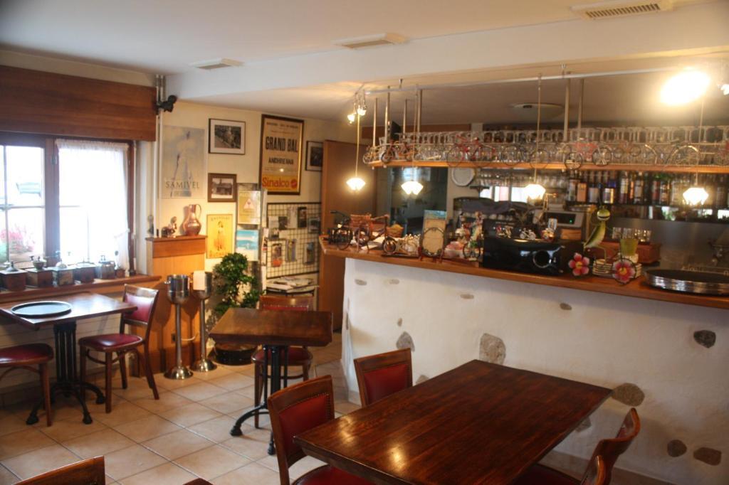Auberge Communale Bogis Bossey Esterno foto